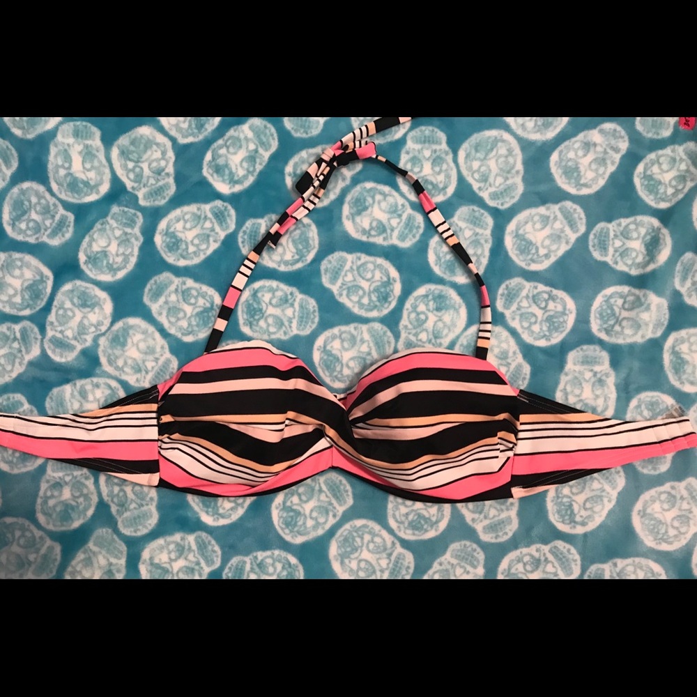 Victoria’s Secret bathing suit top